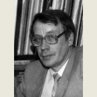 Александр Чудаков