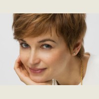 Карина Добротворская